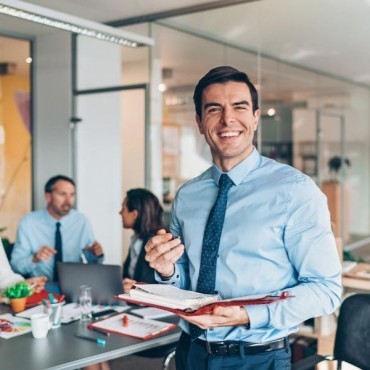 Contratar Gerente Comercial em Macau